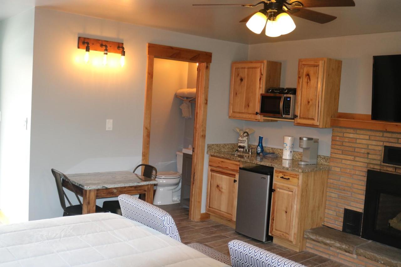 استيس بارك Columbine Inn (Adults Only) المظهر الخارجي الصورة