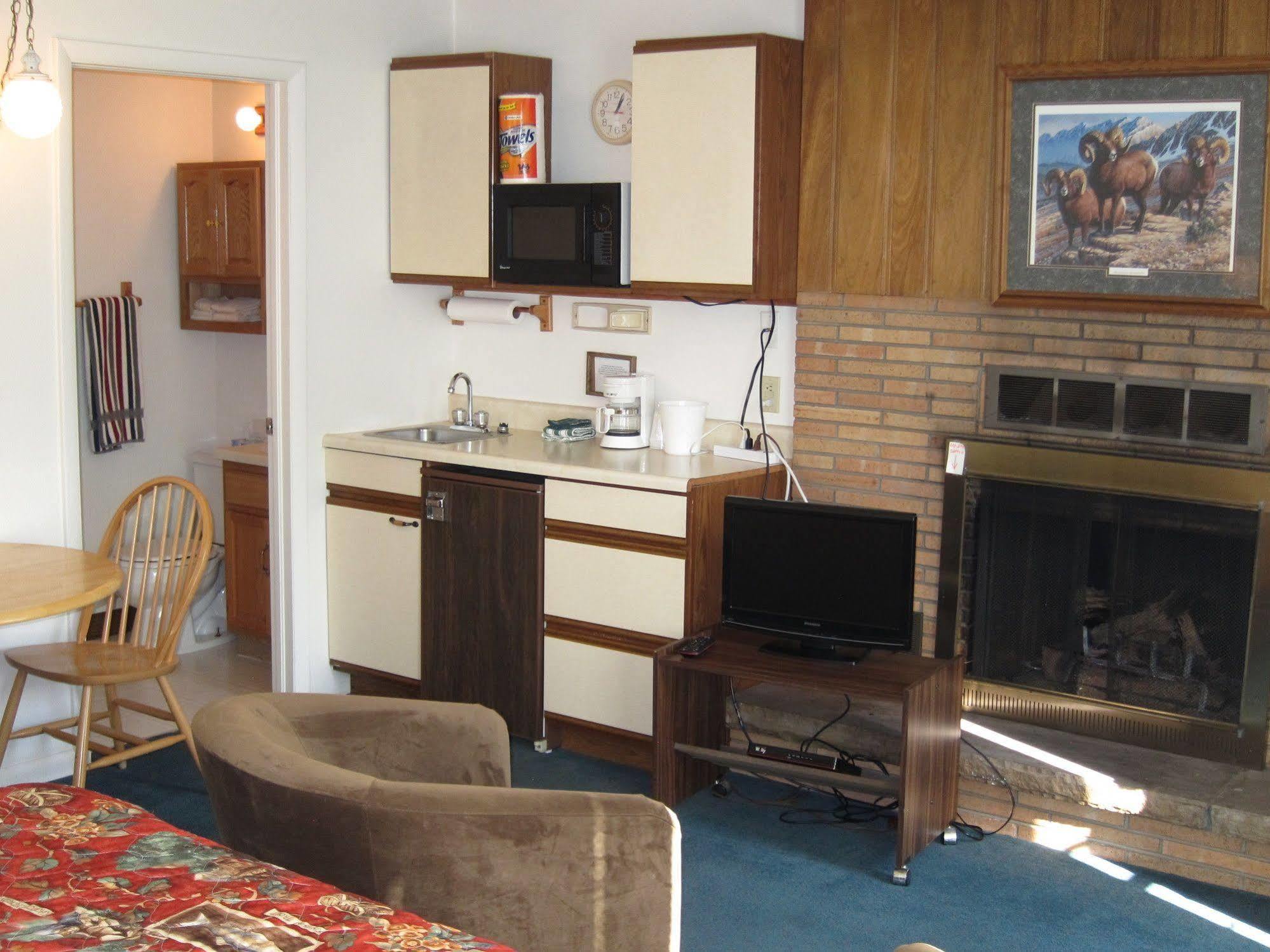 استيس بارك Columbine Inn (Adults Only) المظهر الخارجي الصورة